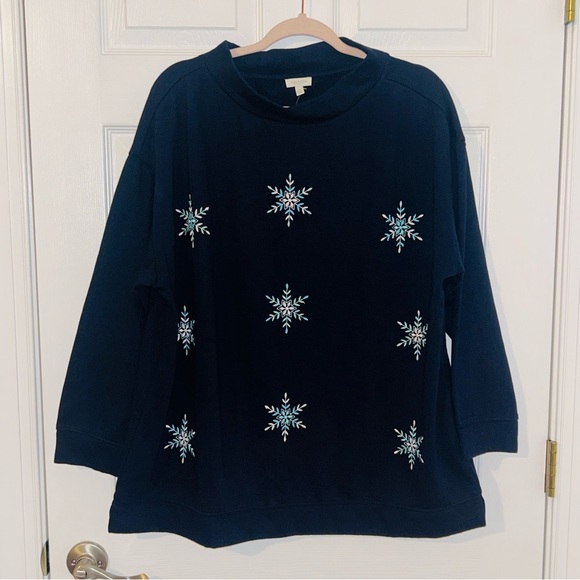 TALBOTS NWT Snowflake Soft Embroidered Nave Winter Sweatshirt Long Sleeve B2 - Picture 2 of 10